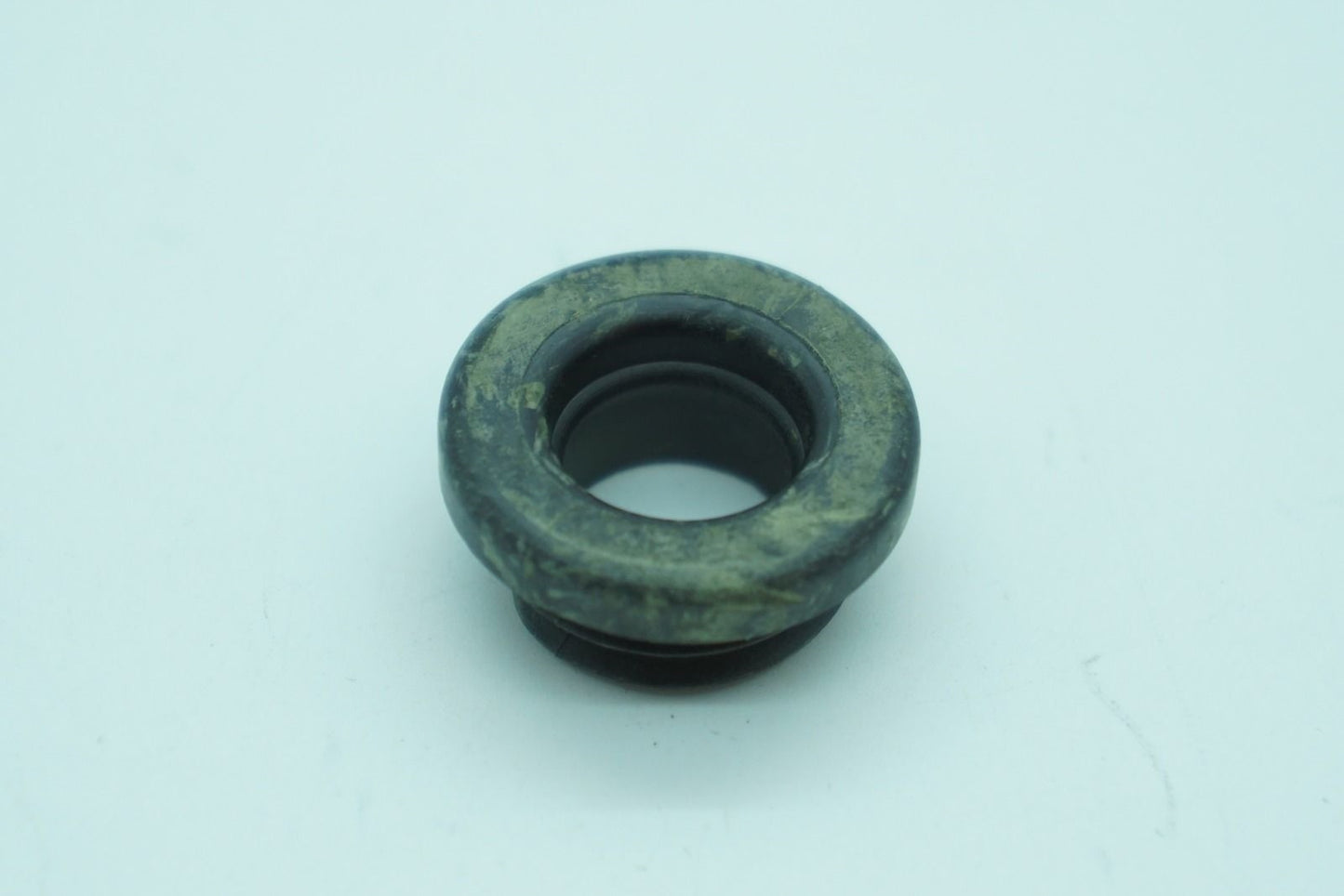 Genuine OEM Briggs & Stratton Part # 281370S Dipstick Tube Seal