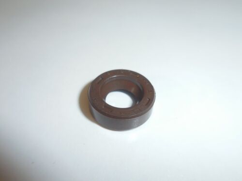 NEW GENUINE OEM KAWASAKI PART # 92049-7019 OIL SEAL; REP. 92049-7005, 92049-7003