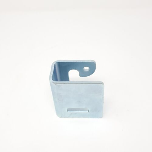 NEW GENUINE OEM TORO PART # 131-4138 RH HANGER BRACKET; REPLACES 119-3494