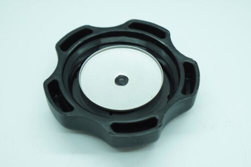 GENUINE OEM BRIGGS & STRATTON PART # 795027 FUEL CAP; OHV FUEL CAP REP. 493988S