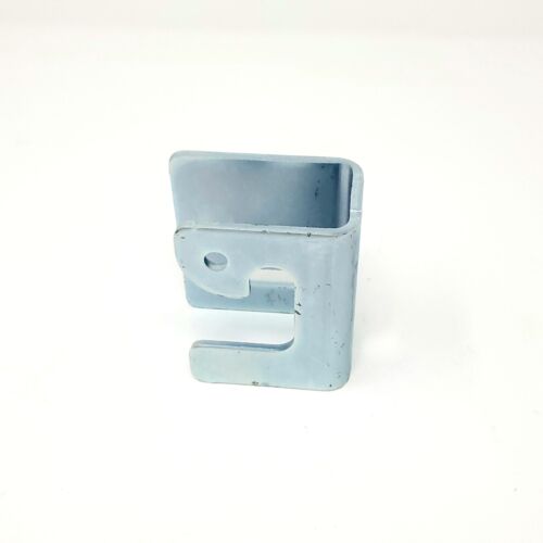 NEW GENUINE OEM TORO PART # 131-4138 RH HANGER BRACKET; REPLACES 119-3494