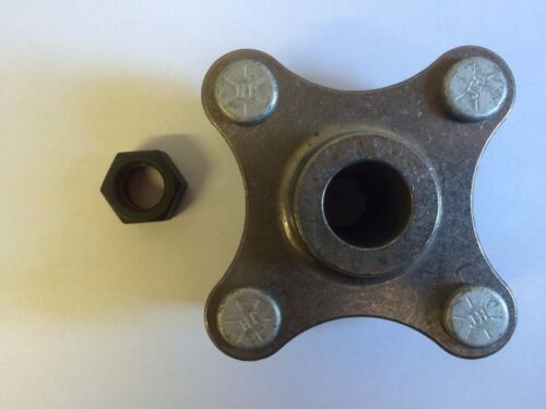 NEW GENUINE OEM HYDRO GEAR PART # 71446 HUB KIT WITH FOUR BOLTS AND AXLE NUT