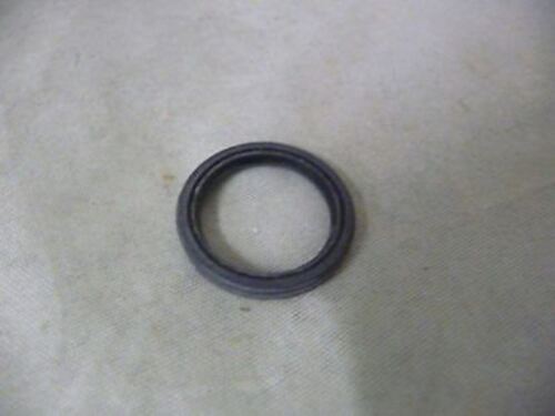 GENUINE OEM TORO PART # 100442 GARDEN TRACTOR OIL SEAL; REPLACES 100442P & 1461