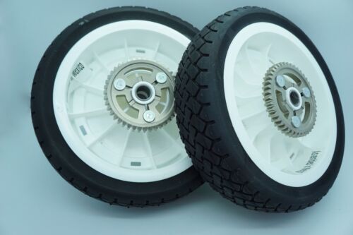 GENUINE OEM TORO PART # 92-9590 (QTY. 2) WHEEL ASSEMBLIES RECYCLER MOWER R-21SB